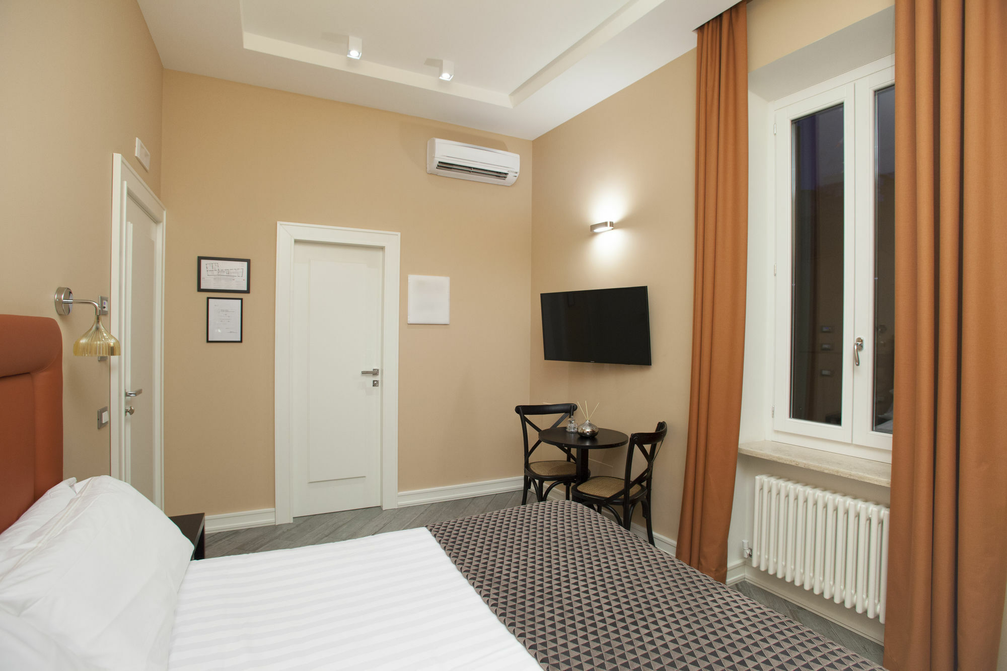 My Trevi Charming & Luxury Rooms Rom Exteriör bild